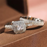 Luxury Sparkling Cubic Zirconia 2-Piece Wedding Ring